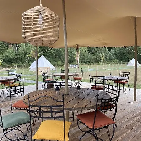 La Bele & Toile Campeggio Thiel-sur-Acolin